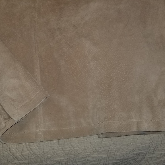 Jacket - Picture 4 of 4